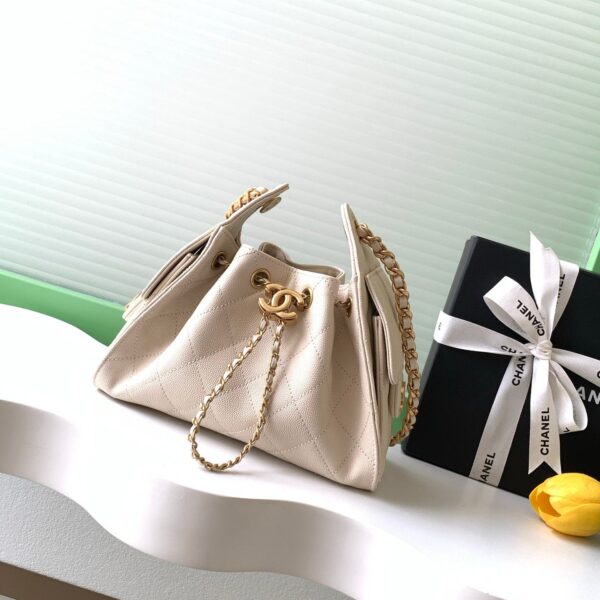 img_ecb71349_20251202_i1764654661561_1127_0_0_jpg CHANEL 25S HOBO BAG 22 IN LIGHT BEIGE CAVIAR LEATHER WITH GOLD HARDWARE