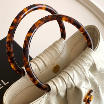 CHANEL 26S HAND BAG 32 IN IVORY WHITE LAMBSKIN GOLD HARDWARE