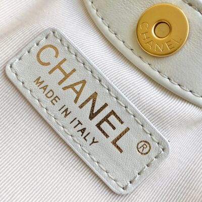 img_ecb71349_20251210_i1765342795436_3099_0_8_jpg CHANEL 26S HAND BAG 12 IN IVORY WHITE LAMBSKIN GOLD HARDWARE