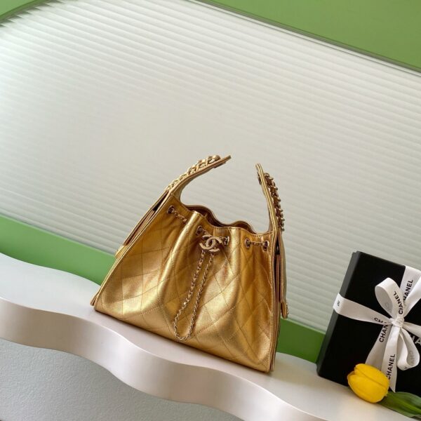 img_ecb71349_20251213_i1765609484088_9414_0_0_jpg CHANEL 25S HOBO BAG 30 IN METALLIC GOLD CAVIAR LEATHER