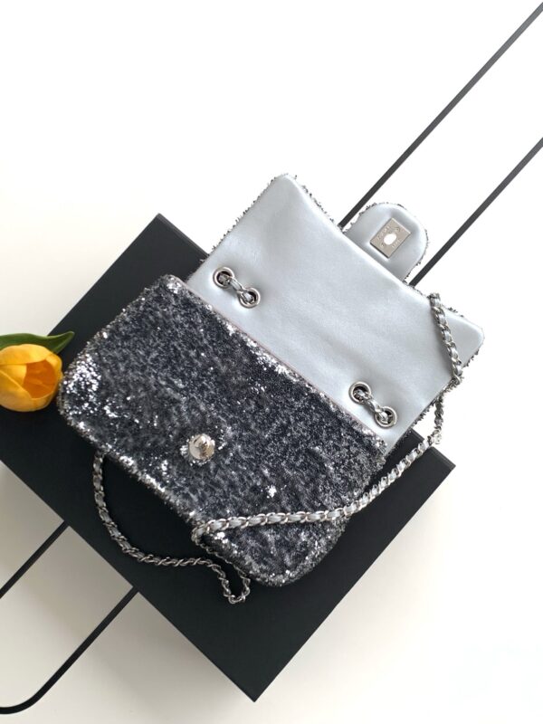 img_ecb71349_20260629_i1782706618663_8513_0_6_jpg CHANEL 26S SEQUINS FLAP BAG 21 IN BLACK TWEED AND CALFSKIN SILVER HARDWARE