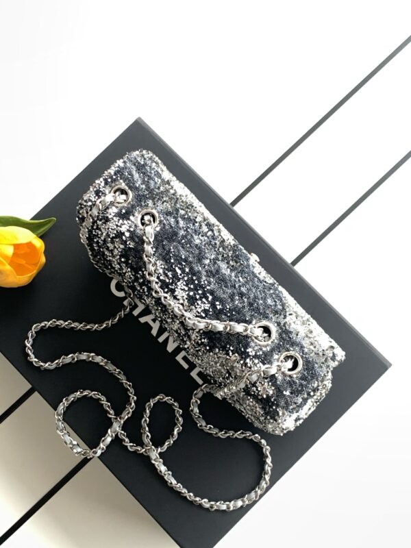 img_ecb71349_20260629_i1782706619392_3694_0_5_jpg CHANEL 26S SEQUINS FLAP BAG 21 IN BLACK TWEED AND CALFSKIN SILVER HARDWARE