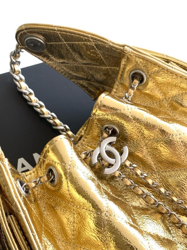 img_ecb71349_20260703_i1783055916897_2210_0_4_jpg CHANEL 26S HOBO BAG 30 IN GOLD METALLIC CRINKLED CALFSKIN SILVER HARDWARE