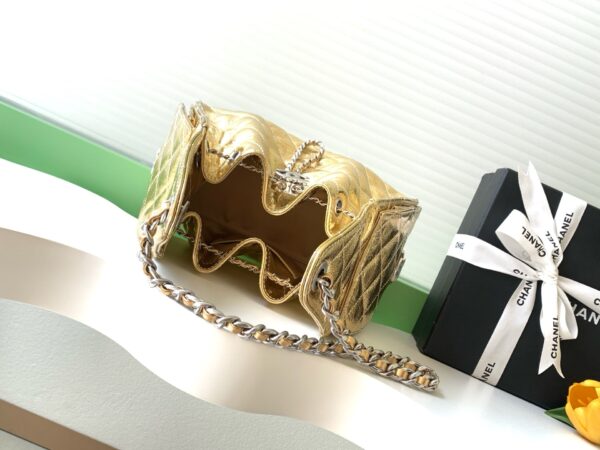 img_ecb71349_20260703_i1783055917591_488_0_7_jpg CHANEL 26S HOBO BAG 30 IN GOLD METALLIC CRINKLED CALFSKIN SILVER HARDWARE