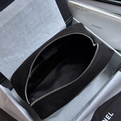 img_ecb71349_20260706_i1783317574931_3588_0_7_jpg CHANEL 26S LARGE ZIP POUCH BAG 29 IN LIGHT BLUE CANVAS AND CALFSKIN SILVER HARDWARE