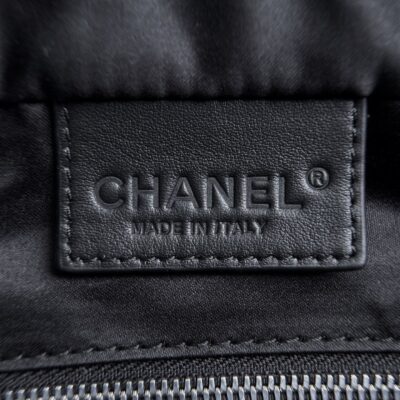 img_ecb71349_20260706_i1783317574973_4394_0_8_jpg CHANEL 26S LARGE ZIP POUCH BAG 29 IN LIGHT BLUE CANVAS AND CALFSKIN SILVER HARDWARE