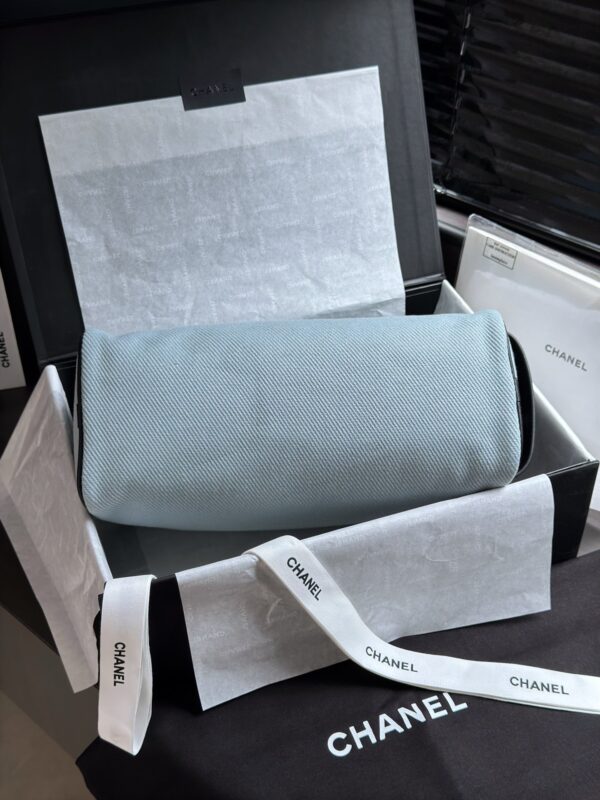 img_ecb71349_20260706_i1783317575840_9539_0_2_jpg CHANEL 26S LARGE ZIP POUCH BAG 29 IN LIGHT BLUE CANVAS AND CALFSKIN SILVER HARDWARE
