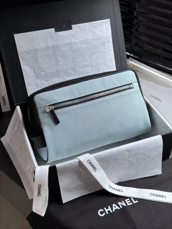 img_ecb71349_20260706_i1783317575865_1466_0_1_jpg CHANEL 26S LARGE ZIP POUCH BAG 29 IN LIGHT BLUE CANVAS AND CALFSKIN SILVER HARDWARE