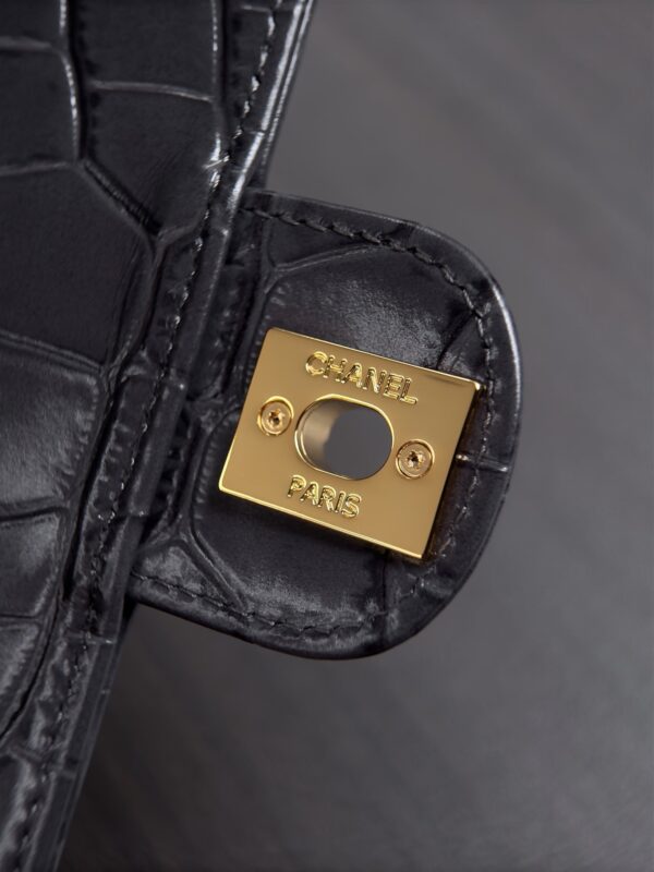 img_ecb71349_20260718_i1784332374487_6231_0_6_jpg CHANEL 26S WALLET ON CHAIN 22 IN CHARCOAL GRAY CROCODILE-EMBOSSED CALFSKIN GOLD HARDWARE