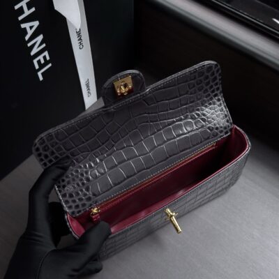img_ecb71349_20260718_i1784332374491_2306_0_8_jpg CHANEL 26S WALLET ON CHAIN 22 IN CHARCOAL GRAY CROCODILE-EMBOSSED CALFSKIN GOLD HARDWARE