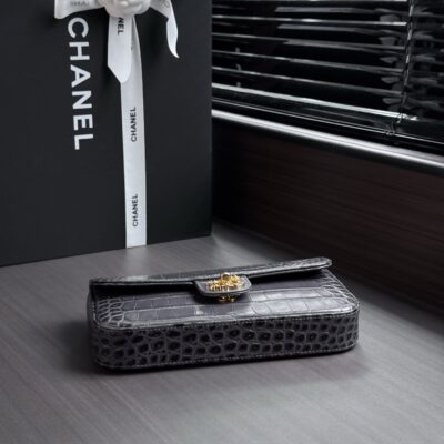 img_ecb71349_20260718_i1784332375370_2483_0_3_jpg CHANEL 26S WALLET ON CHAIN 22 IN CHARCOAL GRAY CROCODILE-EMBOSSED CALFSKIN GOLD HARDWARE
