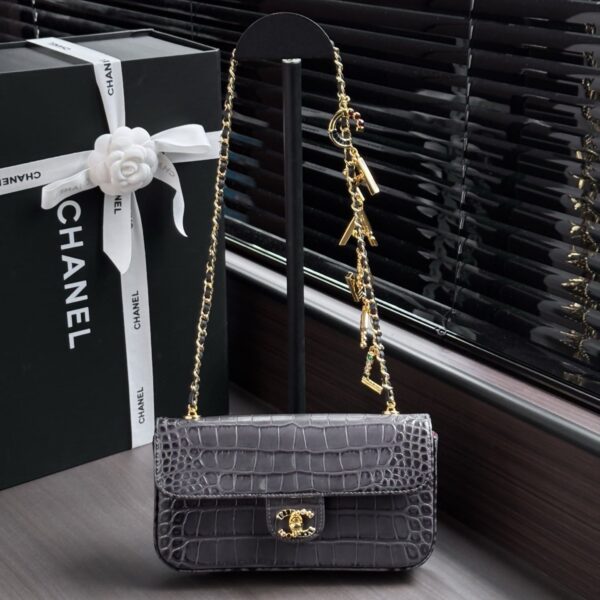 img_ecb71349_20260718_i1784332375380_8447_0_0_jpg CHANEL 26S WALLET ON CHAIN 22 IN CHARCOAL GRAY CROCODILE-EMBOSSED CALFSKIN GOLD HARDWARE