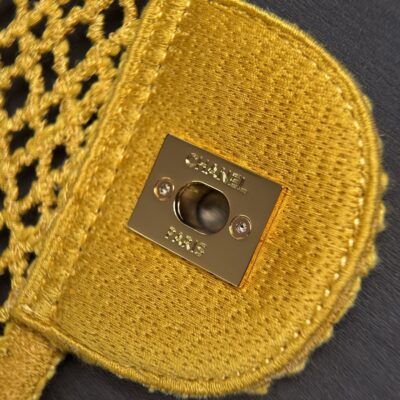 img_ecb71349_20260719_i1784414141054_2848_0_7_jpg CHANEL 26S SMALL CLASSIC FLAP BAG 21 IN YELLOW OPEN-WEAVE CROCHET GOLD HARDWARE
