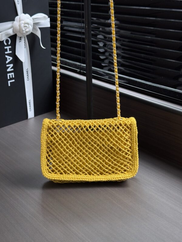 img_ecb71349_20260719_i1784414141072_5688_0_1_jpg CHANEL 26S SMALL CLASSIC FLAP BAG 21 IN YELLOW OPEN-WEAVE CROCHET GOLD HARDWARE