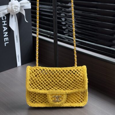 img_ecb71349_20260719_i1784414141092_7682_0_0_jpg CHANEL 26S SMALL CLASSIC FLAP BAG 21 IN YELLOW OPEN-WEAVE CROCHET GOLD HARDWARE