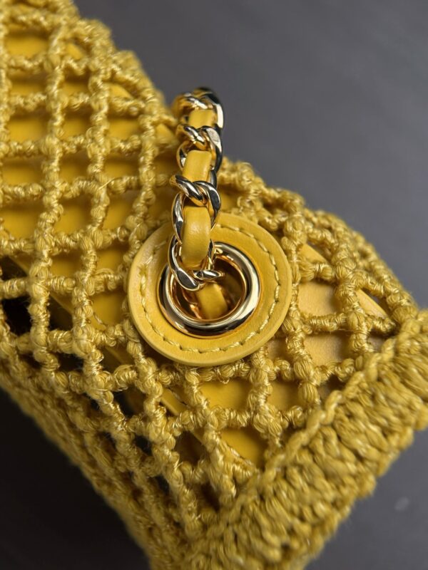 img_ecb71349_20260719_i1784414141892_4001_0_4_jpg CHANEL 26S SMALL CLASSIC FLAP BAG 21 IN YELLOW OPEN-WEAVE CROCHET GOLD HARDWARE