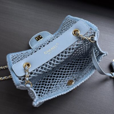 img_ecb71349_20260719_i1784414177220_2983_0_8_jpg CHANEL 26S SMALL CLASSIC FLAP BAG 21 IN LIGHT BLUE OPEN-WEAVE CROCHET GOLD HARDWARE