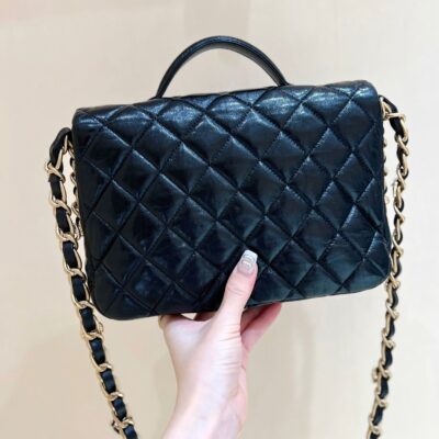 DOUBLE POCKETS FLAP BAG TOP HANDLE 24 IN BLACK LAMBSKIN GOLD HARDWARE