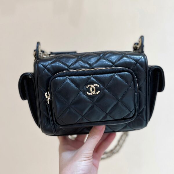 img_f1a04ada_20241012_i1728714772_1448_4_jpg CHANEL CAMERA BAG 23 IN CONGO BLACK SHINY CALFSKIN
