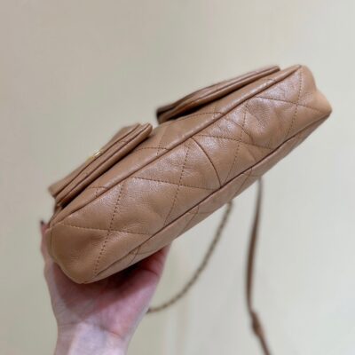 img_f3c7fd90_20240304_i1709524017_8015_2_jpg CHANEL 25S HOBO RETRO BAG 24 IN WARM TAUPE CALFSKIN