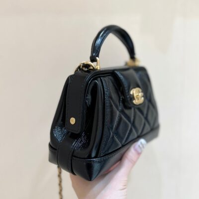 CHANEL TOP HANDLE BAG 18 IN BLACK OIL-WAX LAMBSKIN GOLD HARDWARE