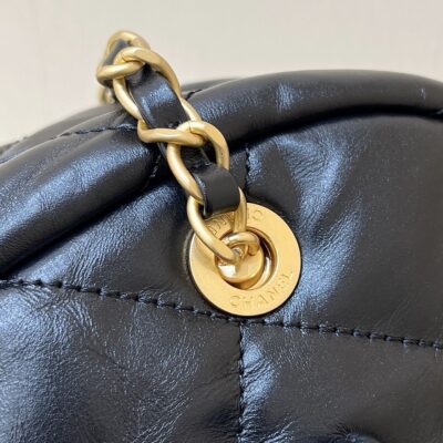 img_f3c7fd90_20240803_i1722679246_7427_8_jpg BOWLING BAG 44 IN BLACK SOFT LAMBSKIN GOLD HARDWARE