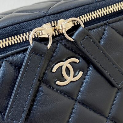 img_f3c7fd90_20241029_i1730180414_1242_2_jpg CHANEL 25S VANITY CASE 23 IN BLACK LAMBSKIN