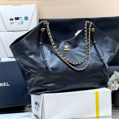 LARGE MAXI SHOPPING BAG 59 IN BLACK CALFSKIN GOLD-TONE METAL