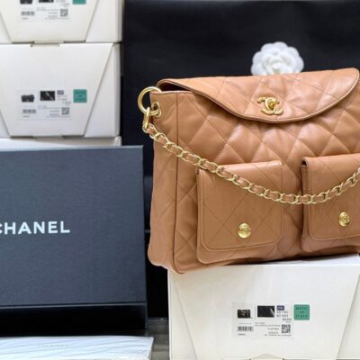 img_f3c7fd90_20250401_i1743474090783_871_0_1_jpg CHANEL 25S HIPPIE HOBO POSTMAN BAG 30 IN WARM TAUPE CALFSKIN GOLD HARDWARE