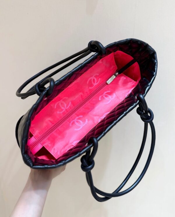 CHANEL 25S CAMBON LIGNE TOTE BAG 30 IN BLACK AND WHITE LAMBSKIN