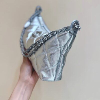 img_f3c7fd90_20250602_i1748852180202_1218_0_4_jpg CHANEL 25S HOBO BAG KABELKA 26 IN SILVER CALFSKIN