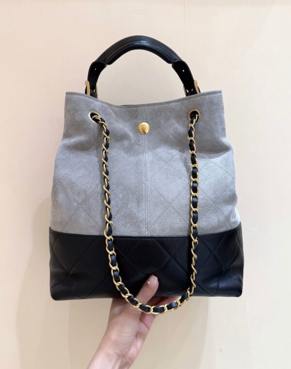 img_f3c7fd90_20250701_i1751352491666_6701_0_5_jpg CHANEL 25S SHOPPING BAG 33 IN GREY AND BLACK SUEDE CALFSKIN
