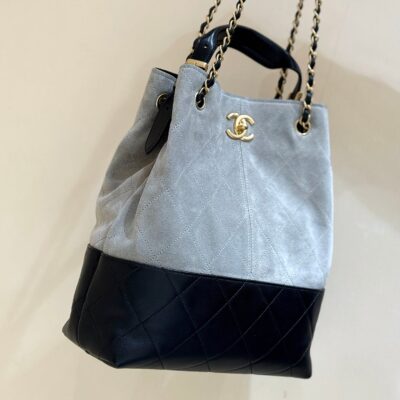 img_f3c7fd90_20250701_i1751352493292_6683_0_2_jpg CHANEL 25S SHOPPING BAG 33 IN GREY AND BLACK SUEDE CALFSKIN
