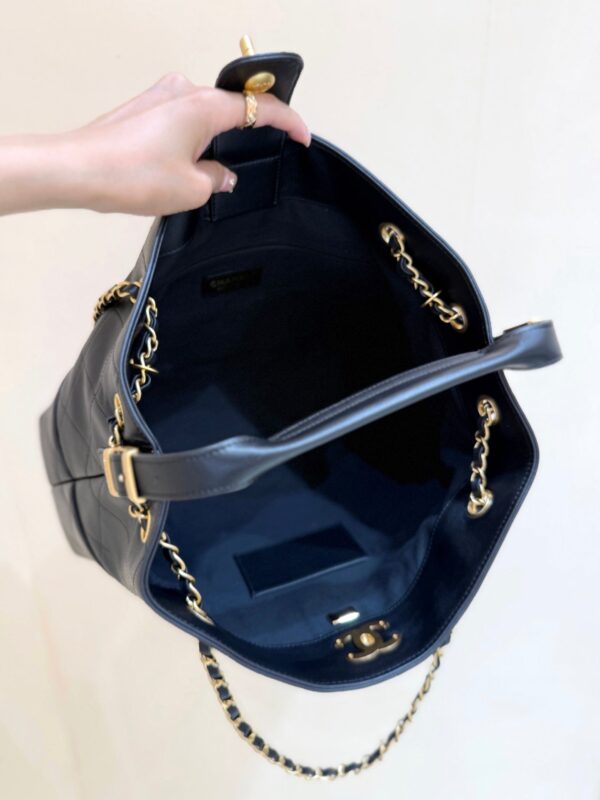 img_f3c7fd90_20250702_i1751434231833_9576_0_4_jpg CHANEL 25S LARGE HOBO BAG 36 IN BLACK CALFSKIN GOLD HARDWARE