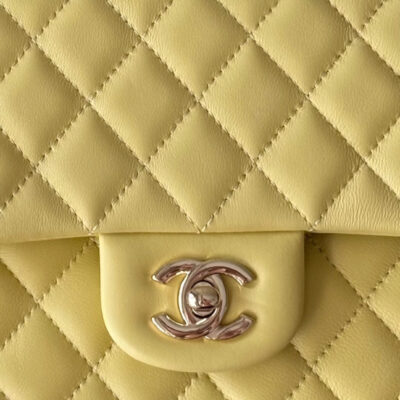 CHANEL 25S CLASSIC FLAP BAG 25 CM IN LIGHT YELLOW LAMBSKIN WITH GOLD HARDWARE