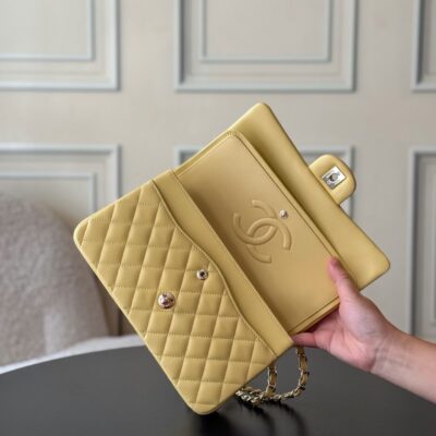 CHANEL 25S CLASSIC FLAP BAG 25 CM IN LIGHT YELLOW LAMBSKIN WITH GOLD HARDWARE