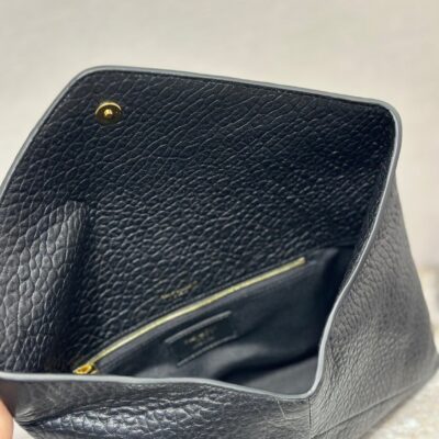ENVELOPE CLUTCH 29 IN BLACK LAMBSKIN COPPER LOGO