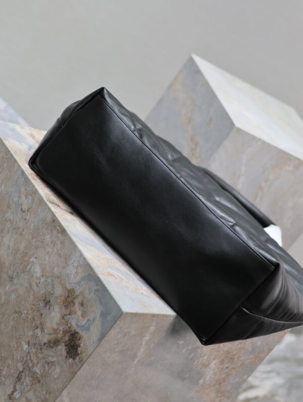 img_f8c0bdc9_20231212_i1702364402_8858_8_jpg PUFFER LARGE TOTE BAG 57 IN BLACK NAPA LAMBSKIN