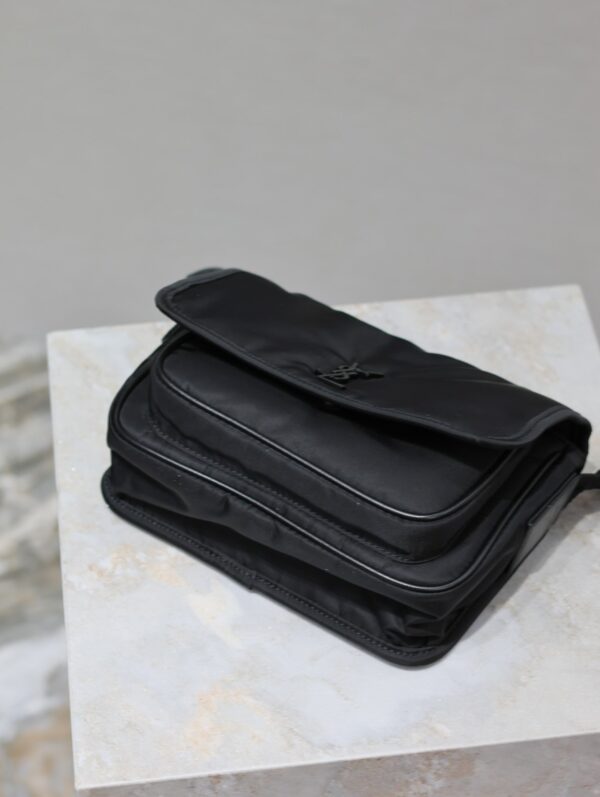 NIKI BABY 22 IN BLACK NYLON