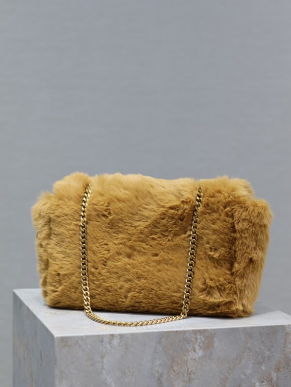img_f8c0bdc9_20231220_i1703063610_1215_5_jpg KATE SMALL BAG 22 IN PEANUT BROWN RABBIT FUR GOLD CHAIN