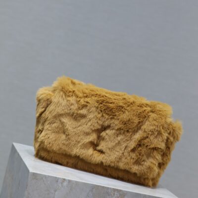 img_f8c0bdc9_20231220_i1703063610_8218_1_jpg KATE SMALL BAG 22 IN PEANUT BROWN RABBIT FUR GOLD CHAIN