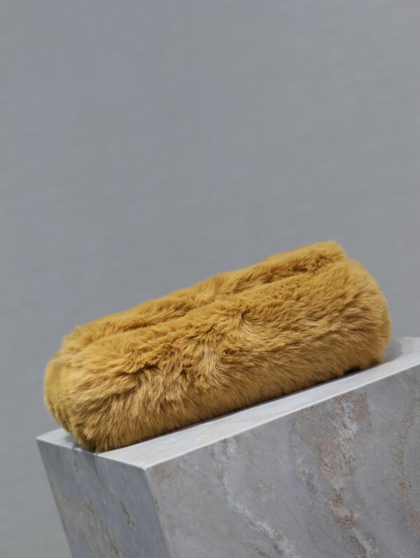 img_f8c0bdc9_20231220_i1703063610_9014_7_jpg KATE SMALL BAG 22 IN PEANUT BROWN RABBIT FUR GOLD CHAIN