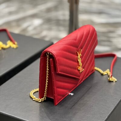 YL WOC 19 RED CHEVERON CAVIAR GOLD HARDWARE