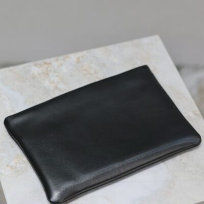 img_f8c0bdc9_20240104_i1704354403_2020_4_jpg CALYPSO SMALL POUCH 23 IN BLACK SMOOTH LAMBSKIN