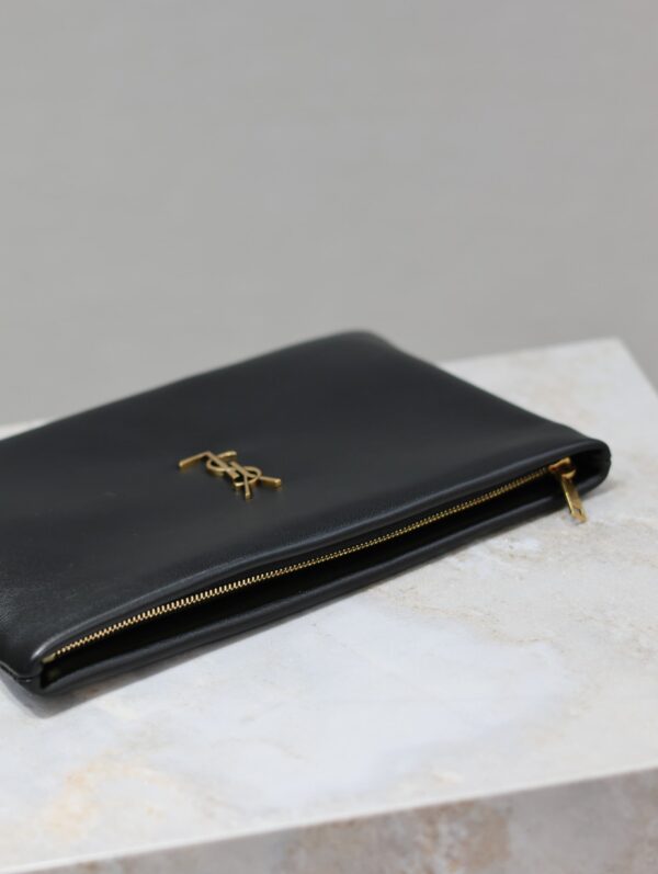 img_f8c0bdc9_20240104_i1704354403_3663_5_jpg CALYPSO SMALL POUCH 23 IN BLACK SMOOTH LAMBSKIN