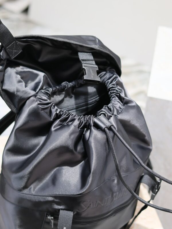 img_f8c0bdc9_20240121_i1705825366_2982_6_jpg WATERPROOF BACKPACK 45 IN BLACK NYLON WITH EMBOSSED LOGO