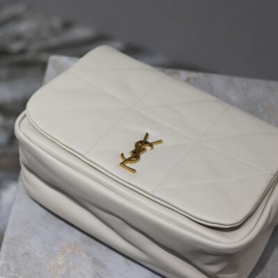 img_f8c0bdc9_20240126_i1706254284_7104_2_jpg JAMIE 4.3 SMALL BAG 25 IN WHITE LAMBSKIN GOLD HARDWARE