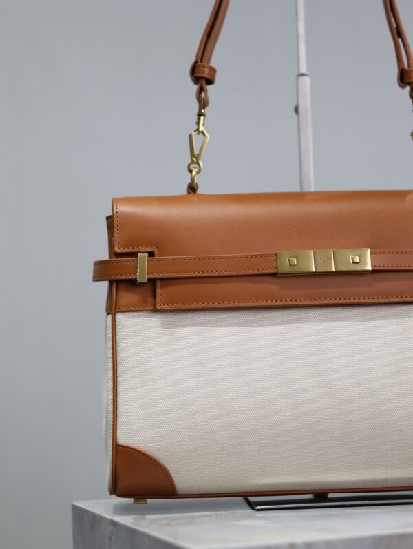 img_f8c0bdc9_20240525_i1716628930_5236_7_jpg MANHATTAN HANDBAG 32 IN BROWN CALFSKIN AND WHITE CANVAS GOLD HARDWARE