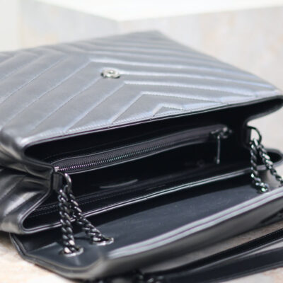 img_f8c0bdc9_20240606_i1717676318_208_5_jpg LOULOU LARGE 36 IN BLACK QUILTED CALFSKIN BLACK HARDWARE