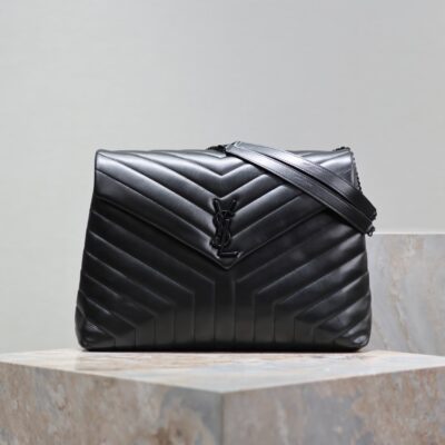 img_f8c0bdc9_20240606_i1717676318_9388_7_jpg LOULOU LARGE 36 IN BLACK QUILTED CALFSKIN BLACK HARDWARE